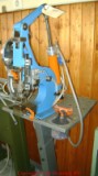 rivetting machine